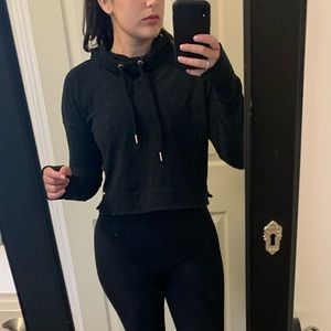 New cropped sweaty Betty sweatshirt